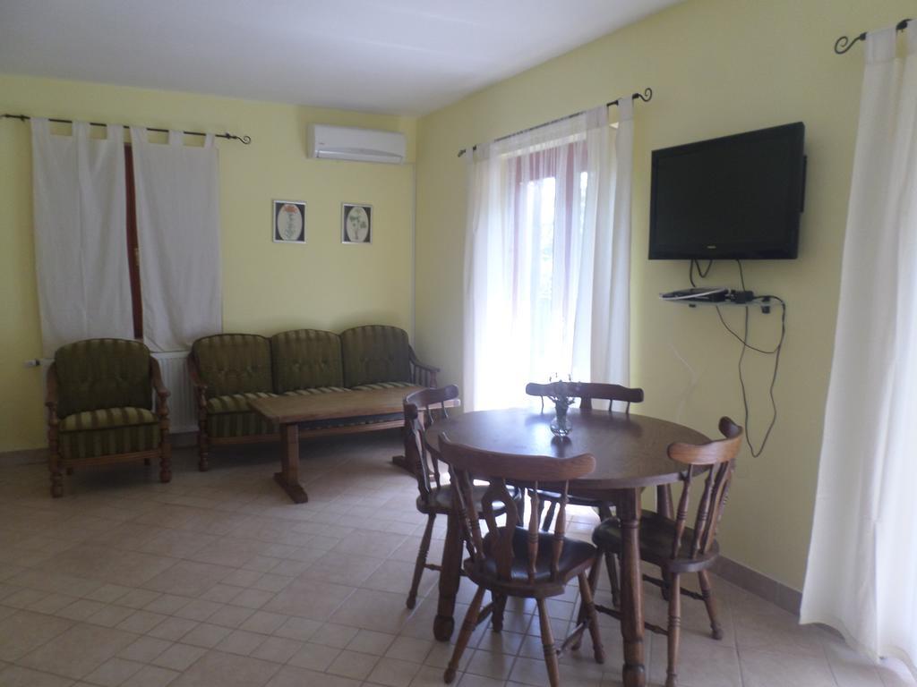 Apartment Jana Štinjan Buitenkant foto